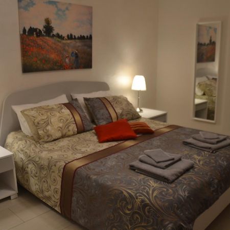 Residenze Principe Amedeo Hotel Bari Buitenkant foto