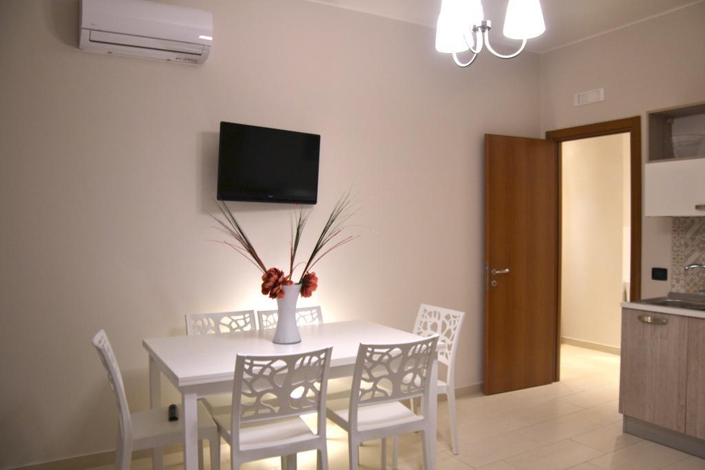 Residenze Principe Amedeo Hotel Bari Buitenkant foto